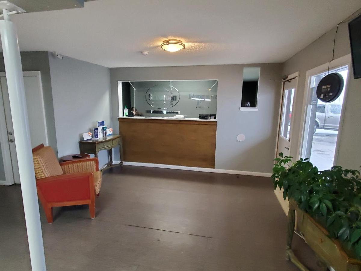 Rodeway Inn Brazil Dış mekan fotoğraf