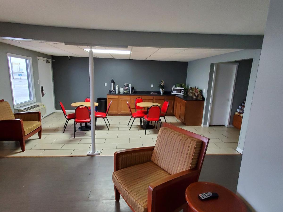 Rodeway Inn Brazil Dış mekan fotoğraf